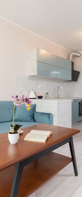 Obrońców Wybrzeża 8/27