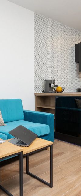 Al. Solidarności 60B/70