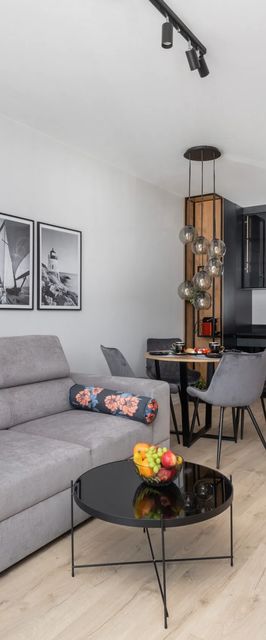 Spadochroniarzy 4A/22