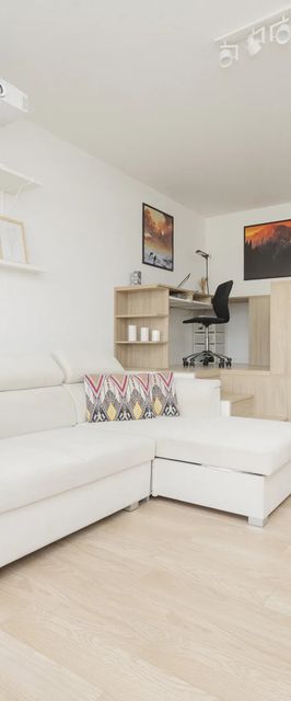 Al. Gen. W. Sikorskiego 9C/41