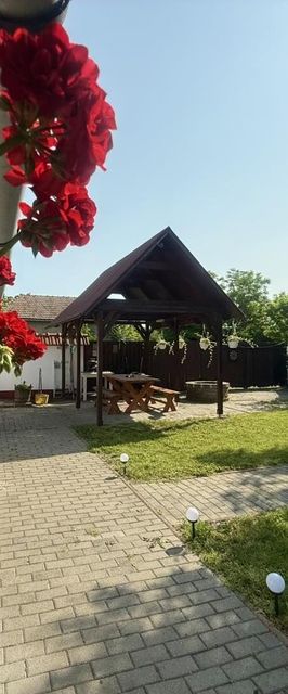 Nádirigó Vendégház Poroszló