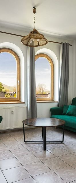 Chałubińskiego 8/10^