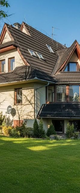 Nędzy Kubińca 253A/1^