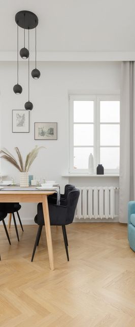 Pl. Zamkowy 1/13 m.15^