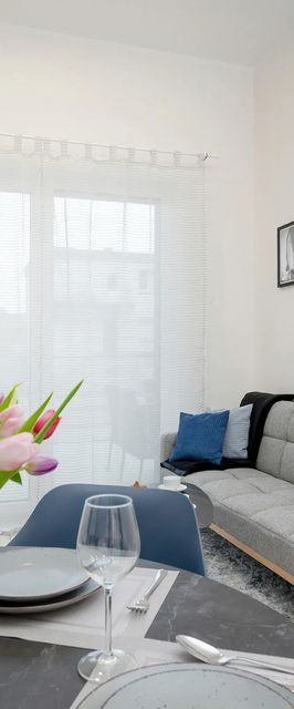 Rogozińskiego 2/11^