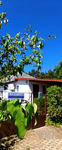 Kerti Lak Tiszafüred