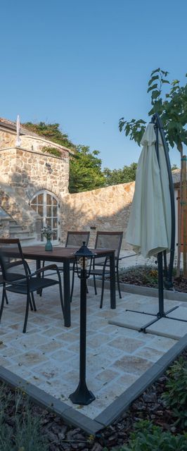 Heritage Vila Malena Vir