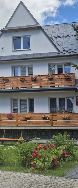 Pokoje gościnne-Złotogłów-BIS