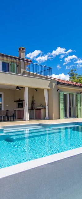 Seafront Villa Marin Klimno