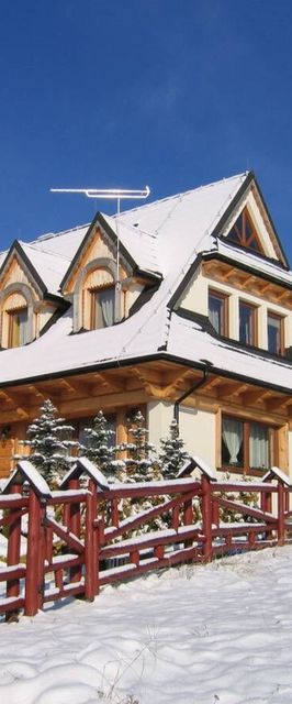 Chatka na Skalnym Brzyzku Czarna Góra