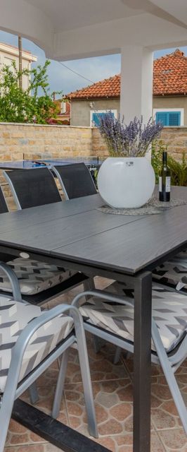 Holiday Home Lucic Zaton