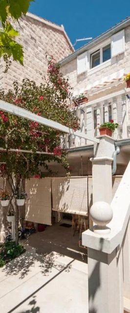 Apartment Anec Supetar