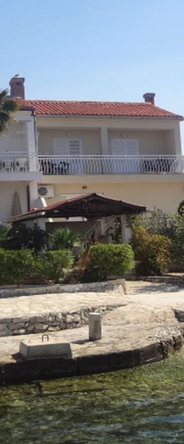 Apartment Andri Petrcane