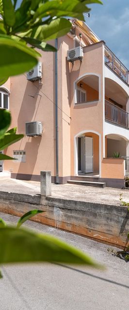 Apartment Amore Trogir