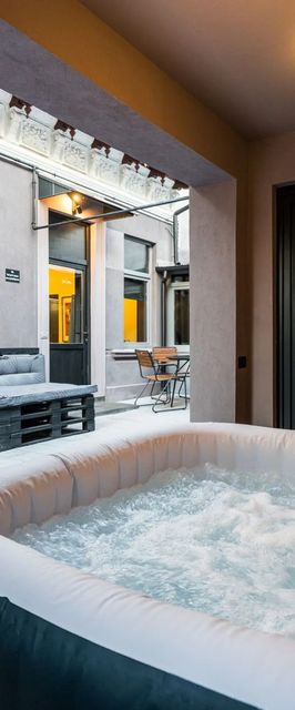 Downtown | Event House with Private Garden&Jacuzzi București