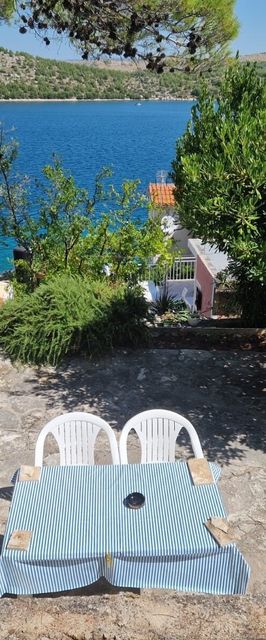 Apartment Cosy Terrace Grebastica