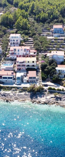 Apartments Dijana Prigradica