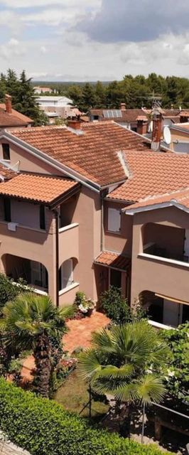 Apartments Leonard Porec