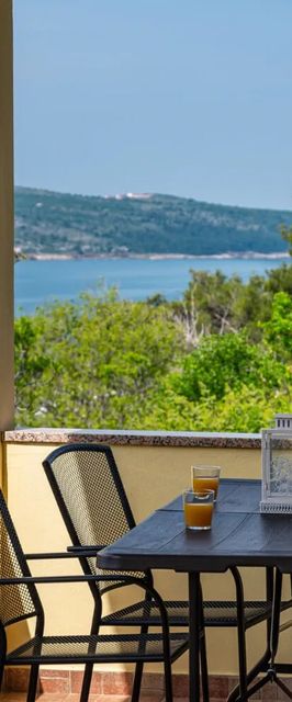 Apartment Mari Novigrad