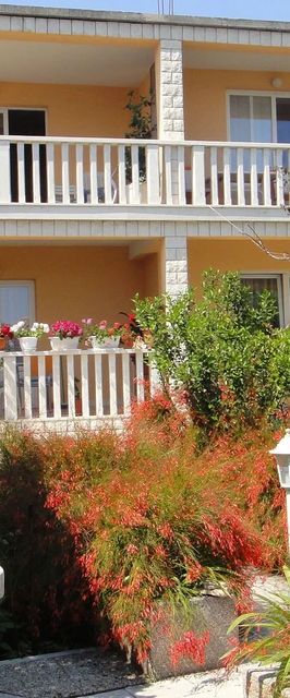 Apartments Antonio Orebic