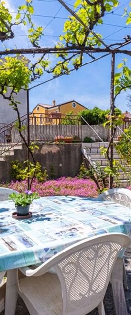 Apartment Mici 2 Cres