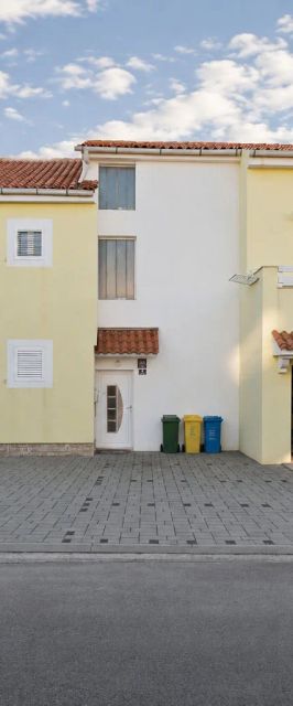 Apartments Sime Novalja