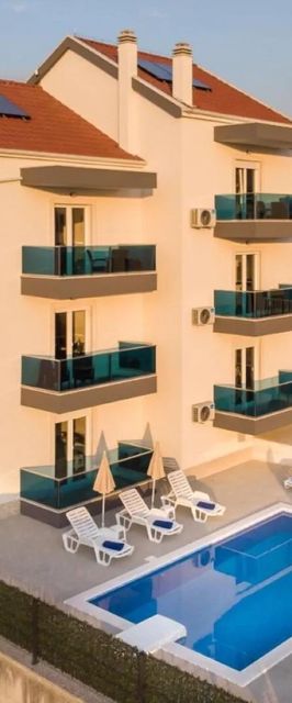 Apartments Jakov Postira