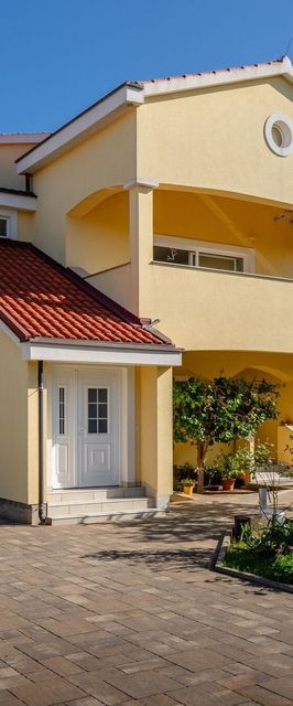 Apartments Krslovic Privlaka