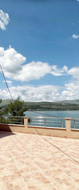 Apartments Vini Trogir