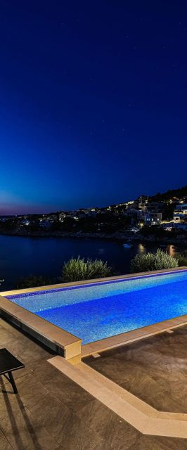 Apartmanok A Tenger Mellett Medencével Razanj, Rogoznica - 9723 Ražanj