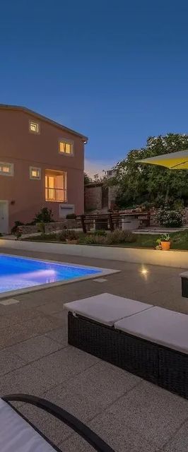 Apartmanok Családok Részére Medencével Stara Vas, Pag - 21031 Stara Vas