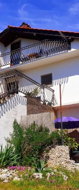 Apartments With Parking Space Bunica, Senj - 22142 Bunica