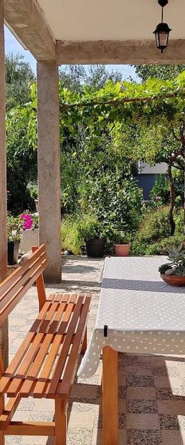 Apartmanok Parkolóhellyel Mundanije, Rab - 23299 Mundanije