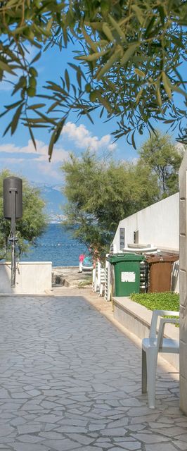 Apartmanok A Tenger Mellett Slatine, Ciovo - 23332 Slatine