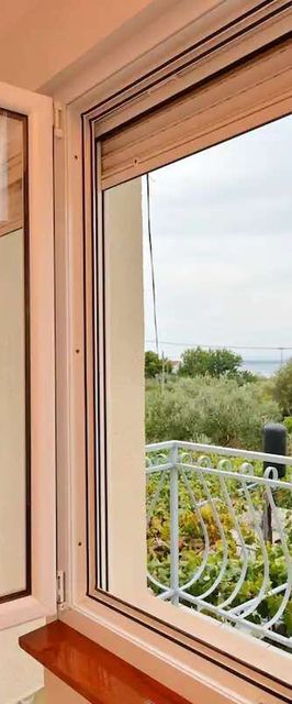 Nyaralóház Parkolóhellyel Kastel Stafilic, Kastela - 23408 Kaštel Štafilić