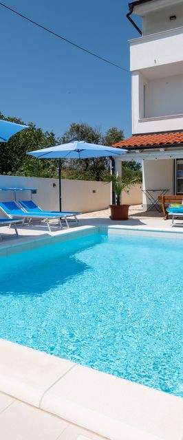 Apartmanok Családok Részére Medencével Privlaka, Zadar - 23555 Privlaka