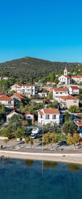 Apartments Deni Vinisce