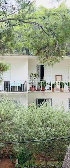 Apartments Matkov Jelsa