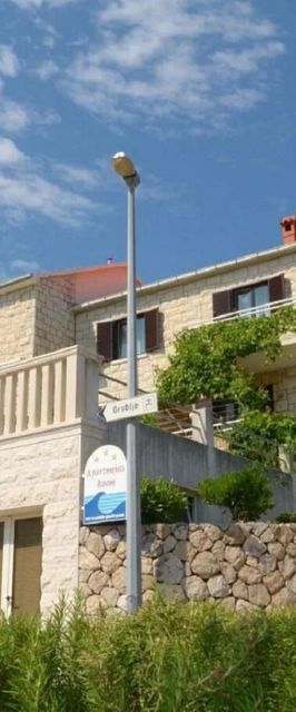 Apartment Vrilo Postira