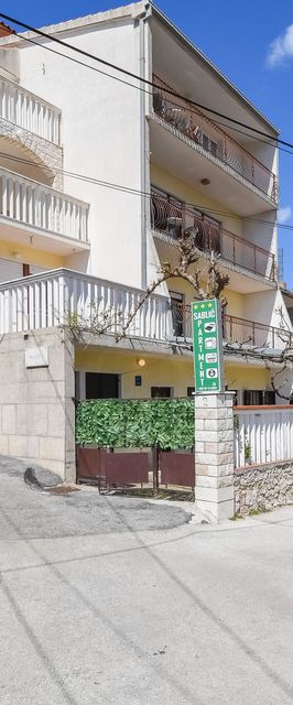 Apartments Pera Marina