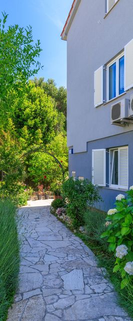 Apartments Keko Banjol