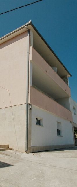 Apartments Dome Arbanija