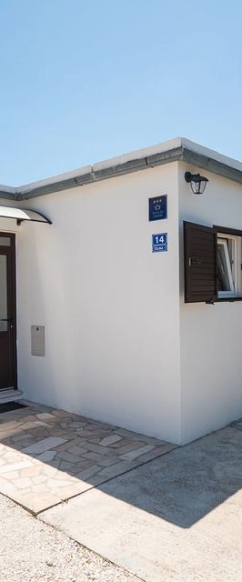 House Mirna Rogoznica