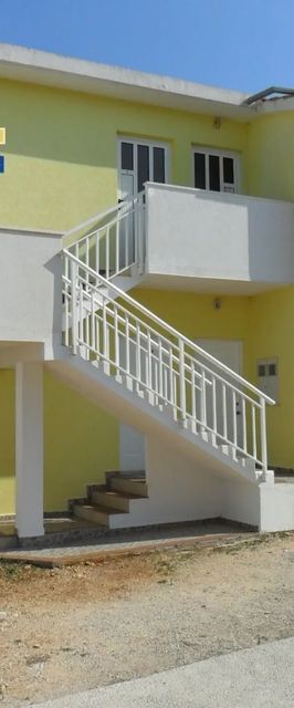 Apartments Mango Sevid