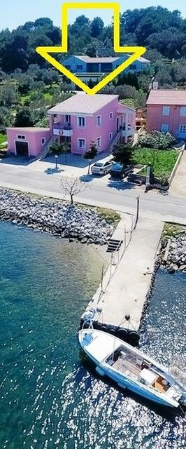 Apartments Zvone1 Veli Rat