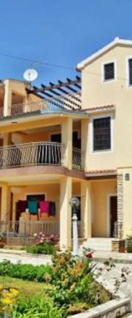 Apartment Ivica Tribunj