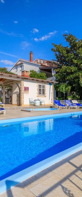 Apartments Ankica Kampor