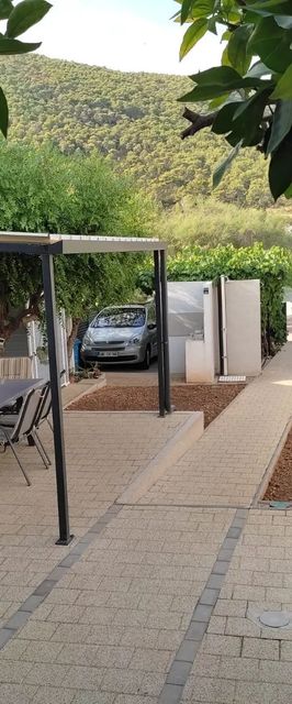 Apartments Neve Beachfront Grebastica