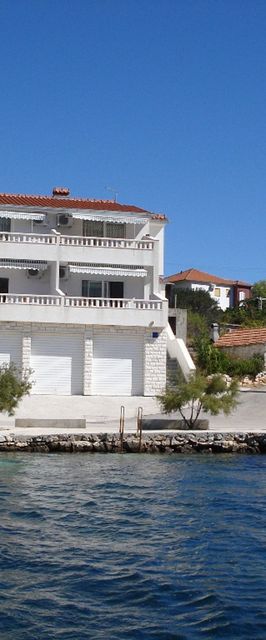 Apartments Miranda Vinisce