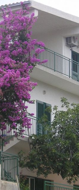 Apartments Neva Primosten